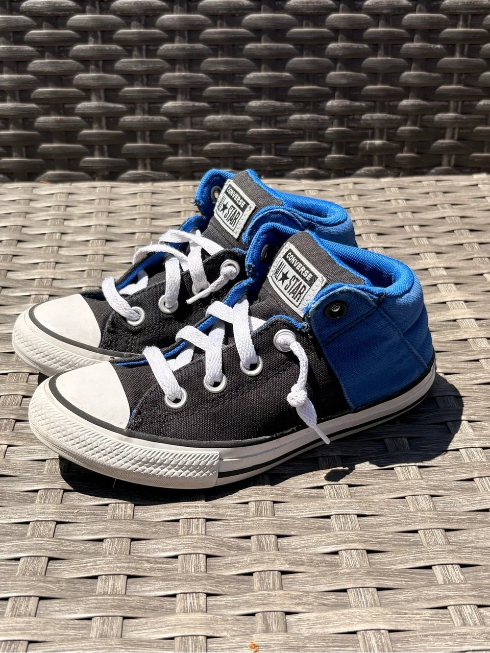Converse Chuck Taylor All Star Axel Mid Black Blue Kids Sneaker Size 1.5 Junior